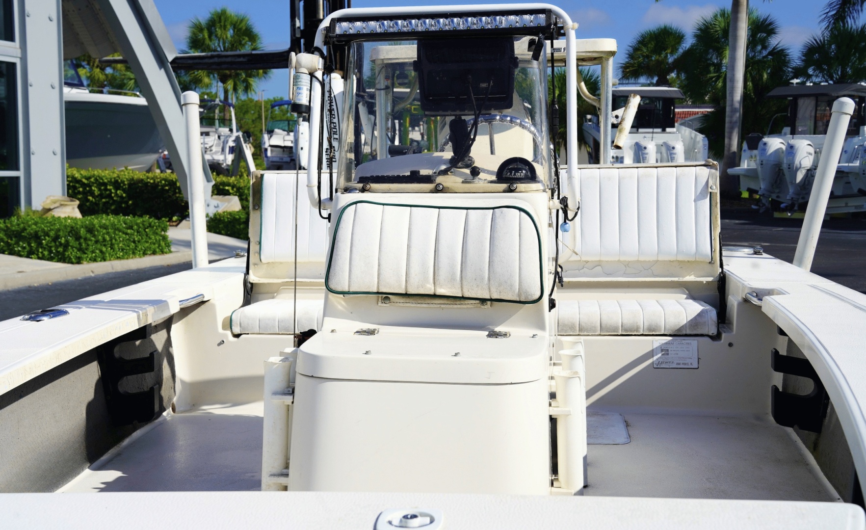 2001 Hewes Redfisher