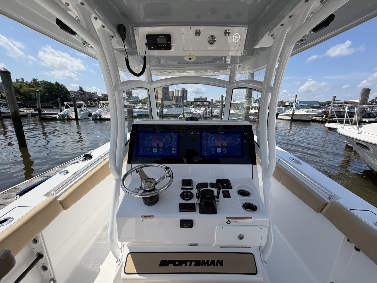 2018 Sportsman Open 312 Center Console