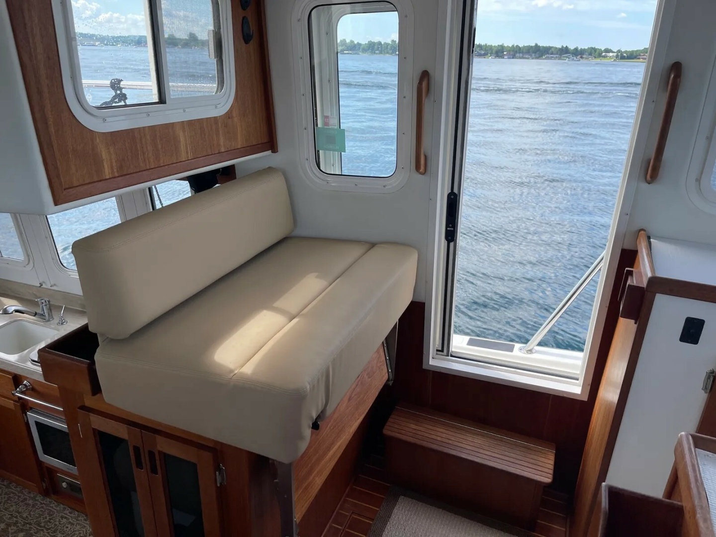 SIMPATICO 34ft Nordic Tugs Yacht For Sale