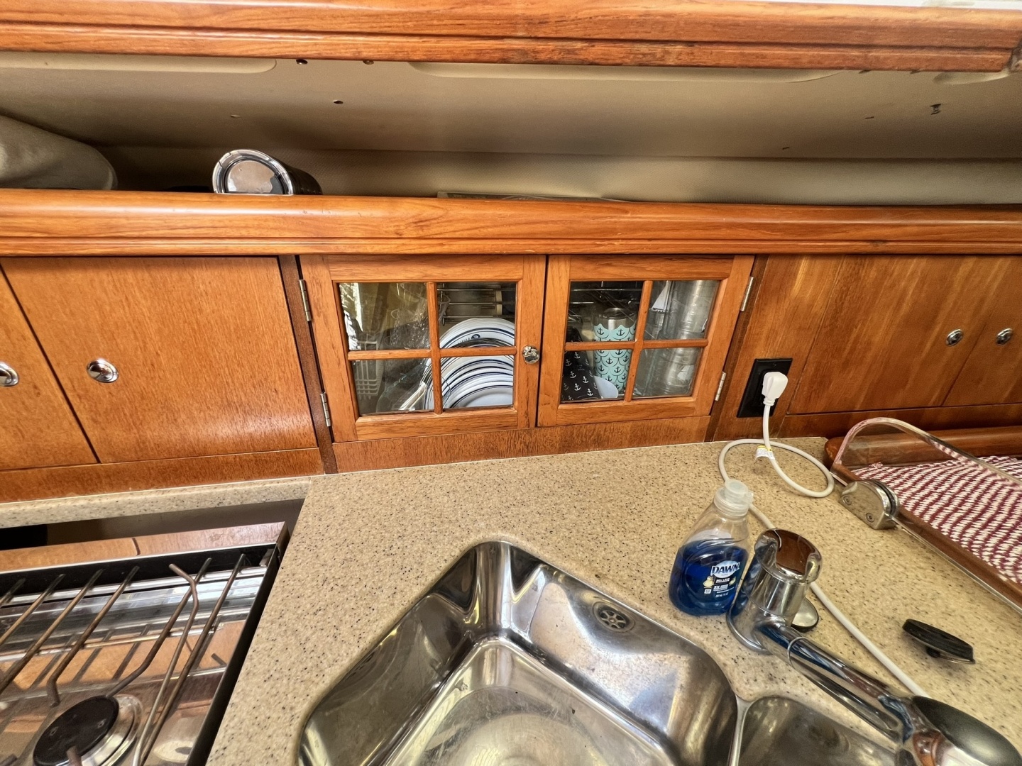 2007 Hunter 41 Deck Salon
