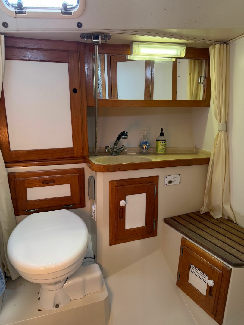 Magnolia 36ft Catalina Yacht For Sale