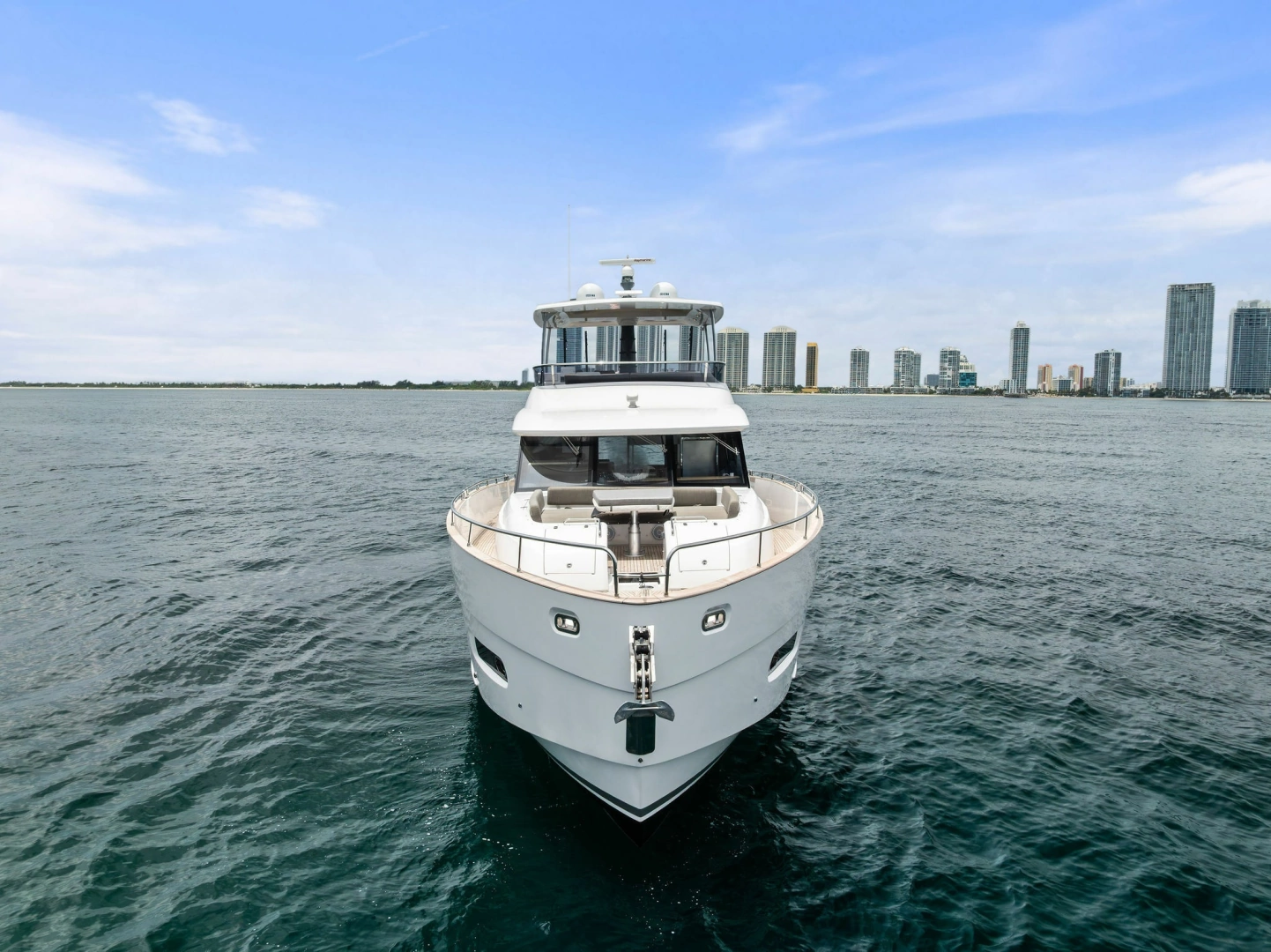 Azimut Magellano 66 Yacht For Sale