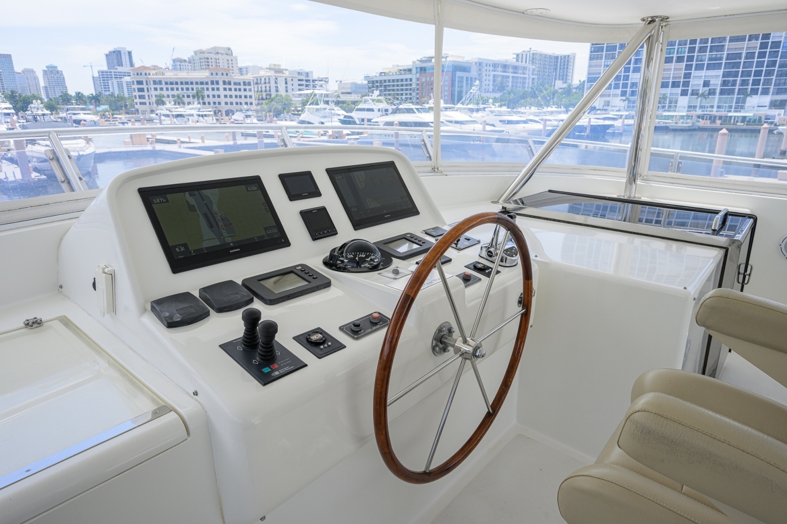 ON OUR WAY 80ft Outer Reef Yachts Yacht For Sale