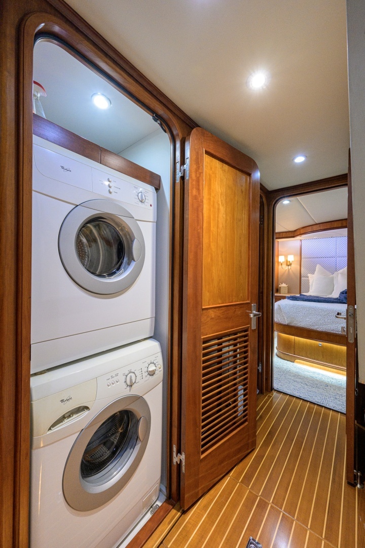 ON OUR WAY 80ft Outer Reef Yachts Yacht For Sale