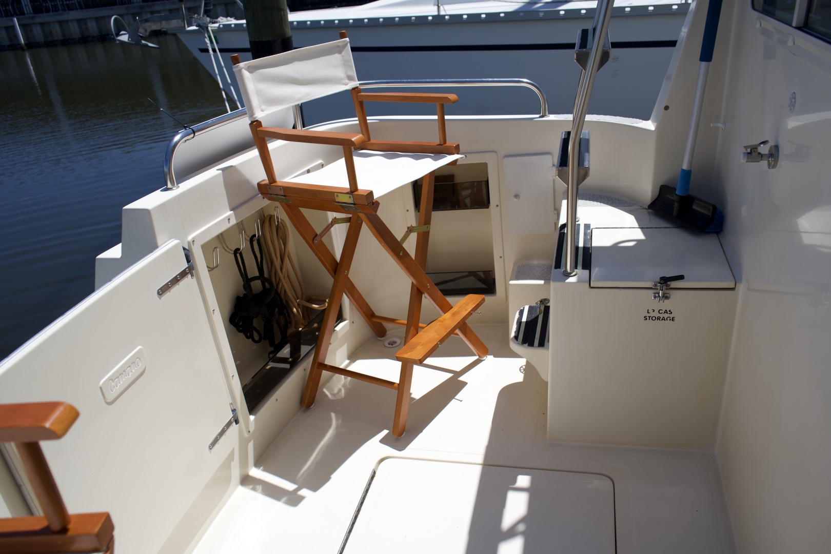 1998 Camano Troll 31