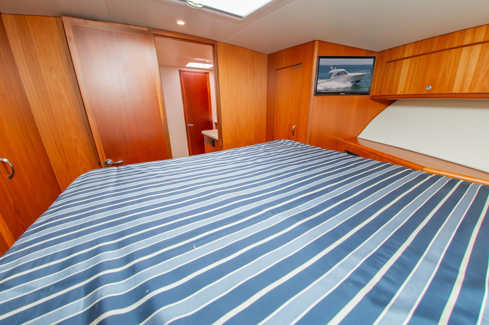 Cabo 40 Hardtop Express Yacht For Sale