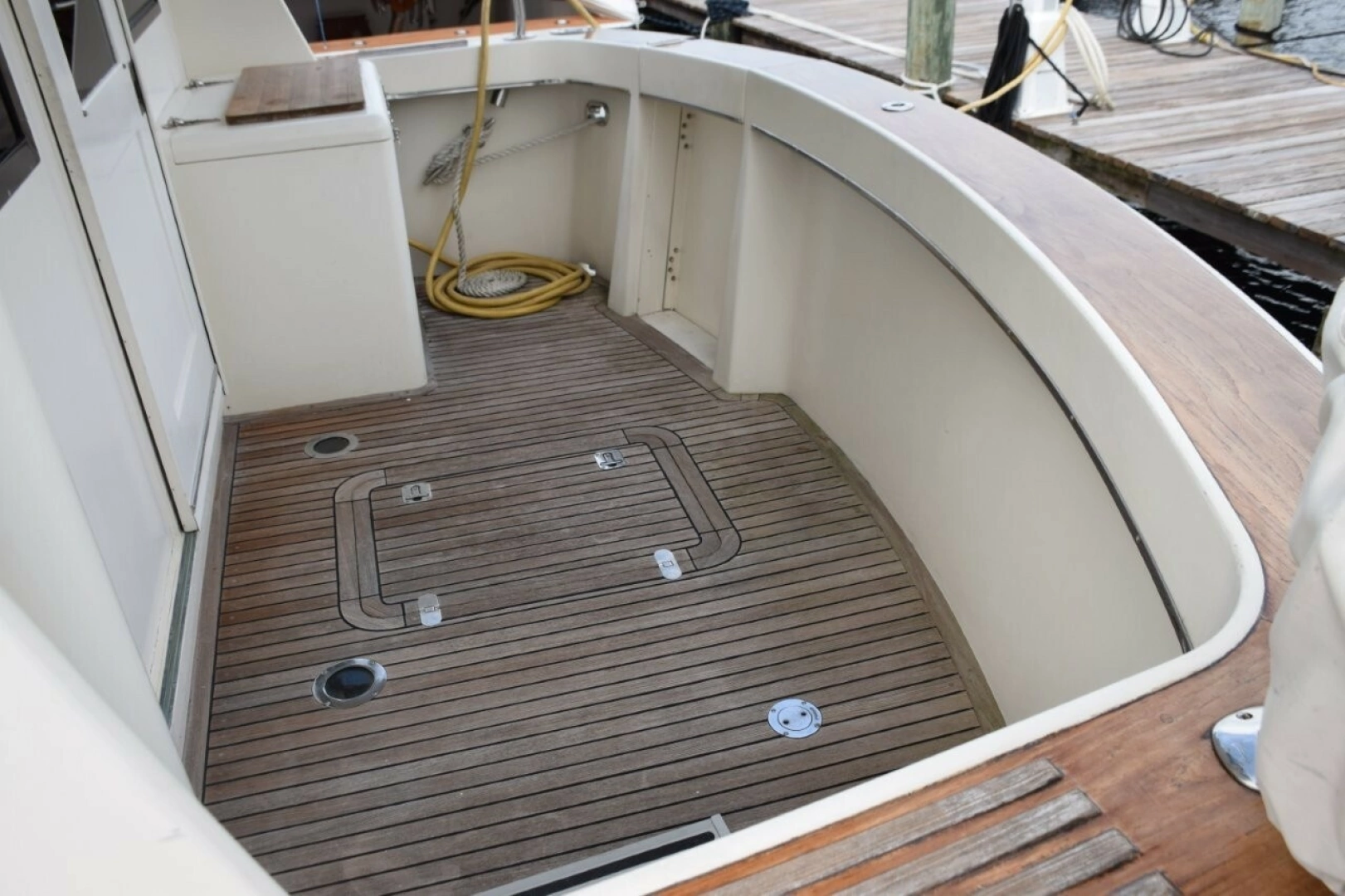 Hatteras LRC Yacht For Sale