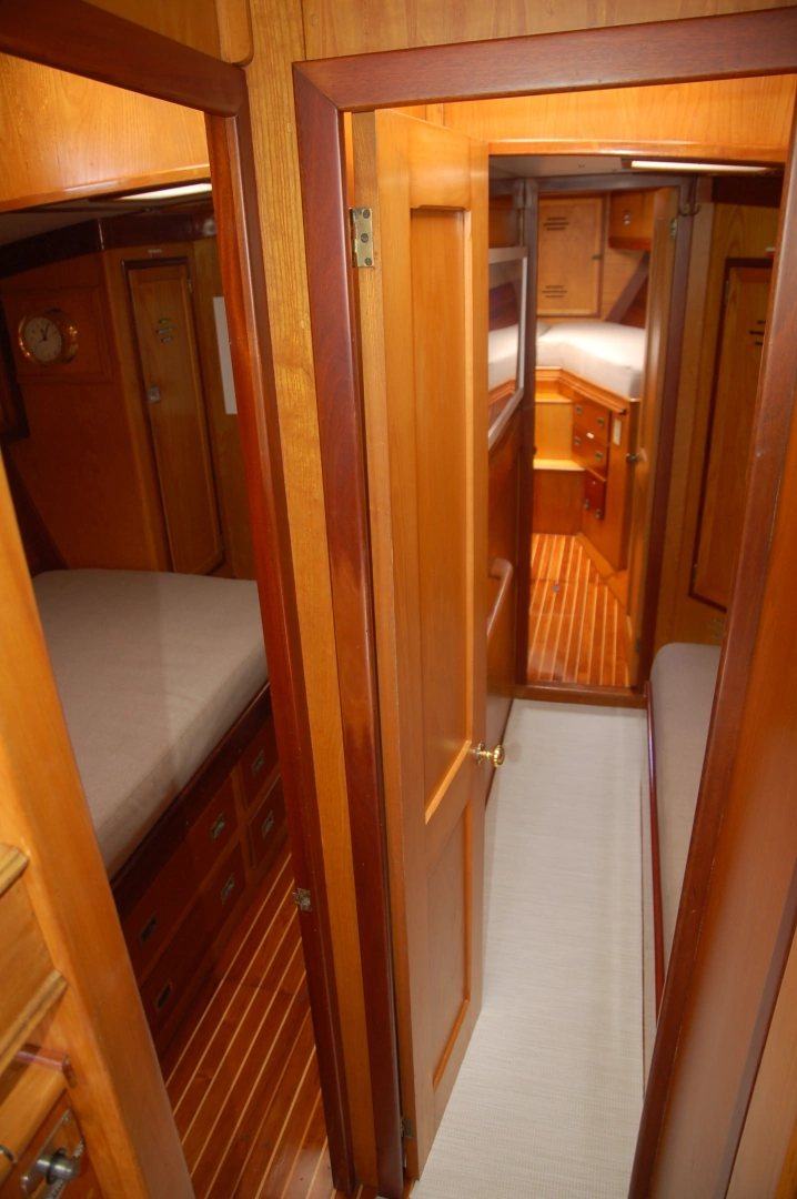 Hinckley 50 Sou'wester Yacht For Sale