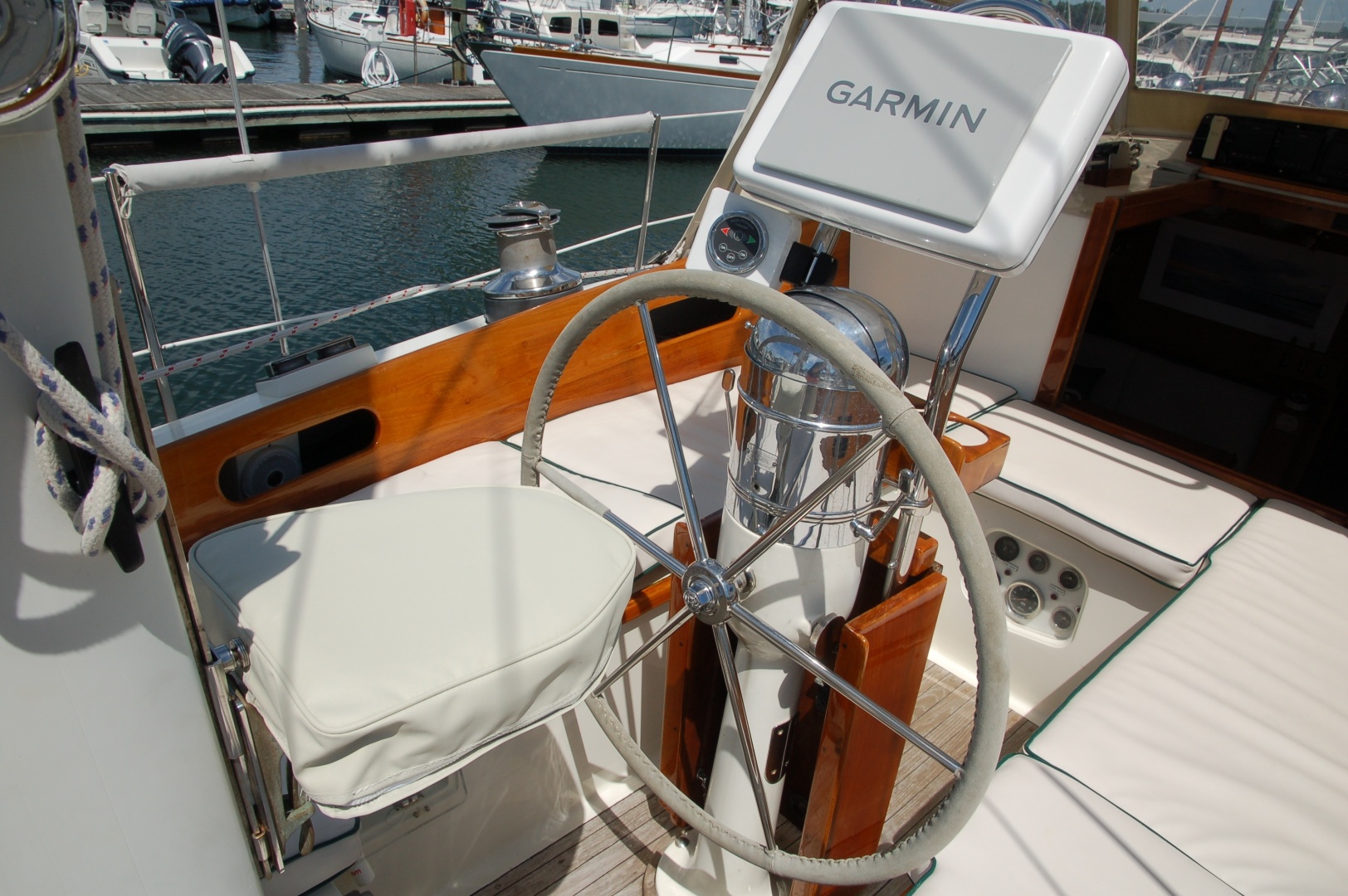 1976 Hinckley 50 Sou'wester