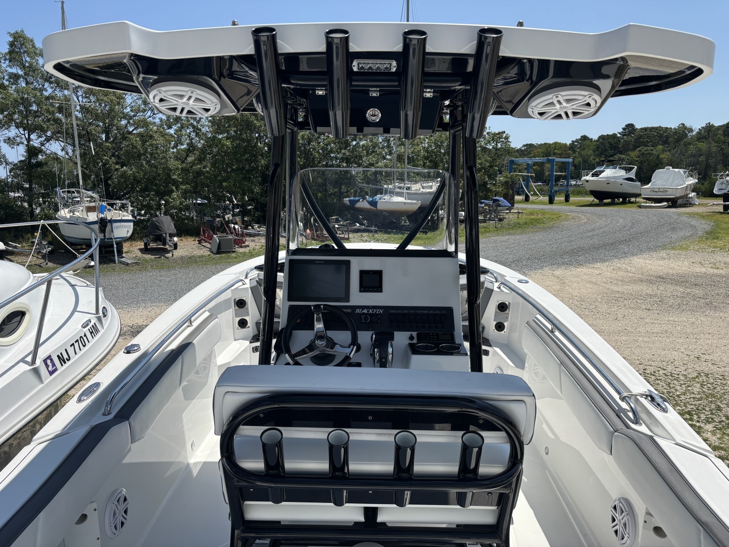 2020 Blackfin 242CC