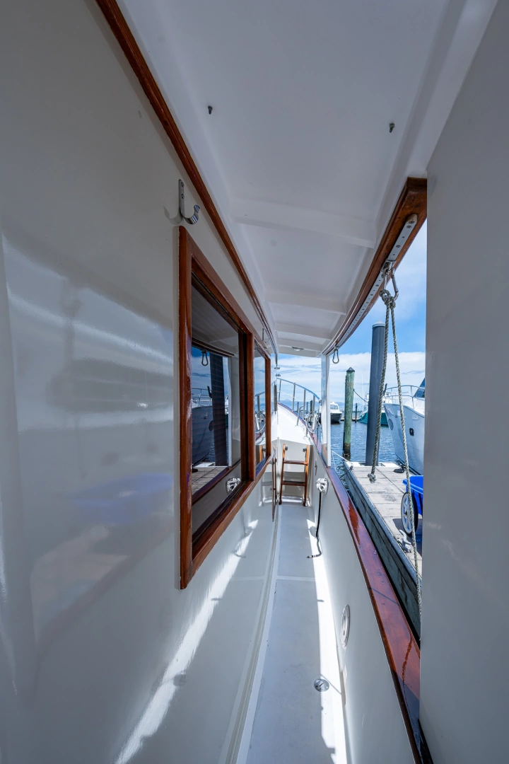 Kadey-Krogen 42 Yacht For Sale