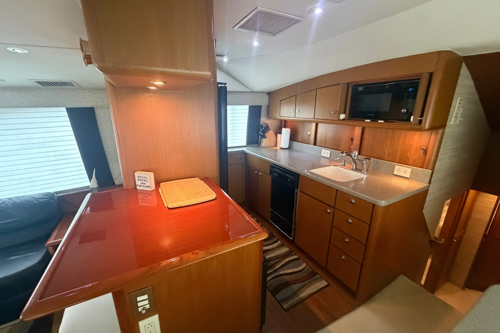 Ocean Yachts 56 Super Sport Yacht For Sale