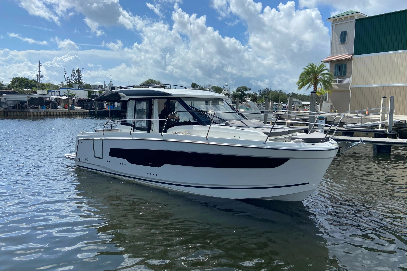 2026 Jeanneau NC 895 Series 2