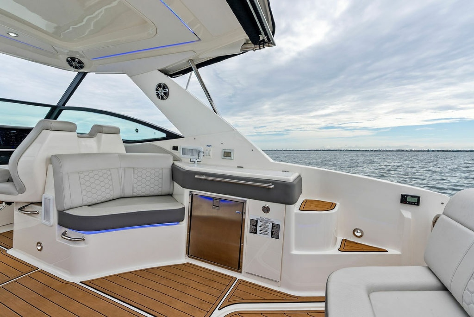2022 Sea Ray Sundancer