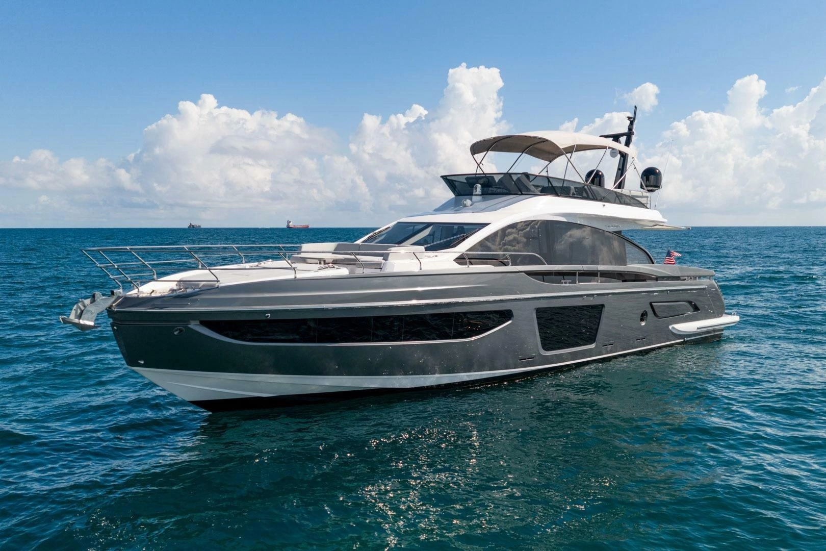Azimut S7 Yacht For Sale