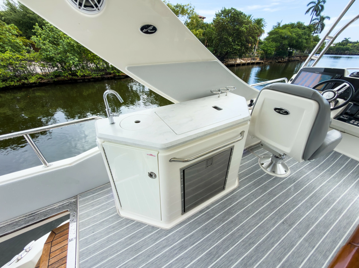 Sea Ray  Yacht For Sale