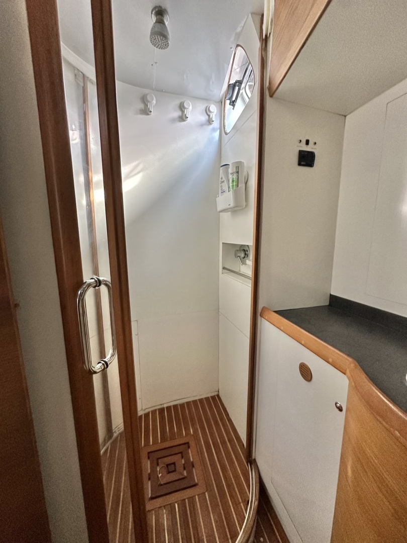 GIVE r 50ft Custom Yacht For Sale