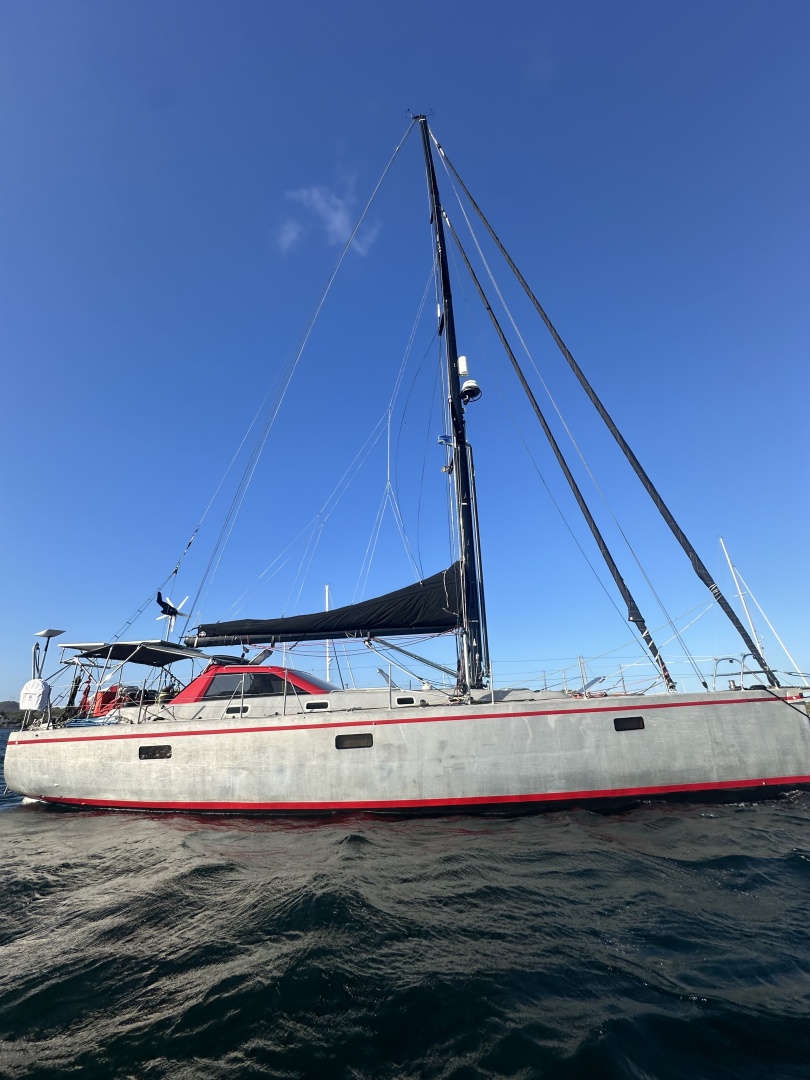 GIVE r 50ft Custom Yacht For Sale
