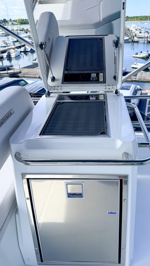 In Stock 42ft Beneteau Yacht For Sale