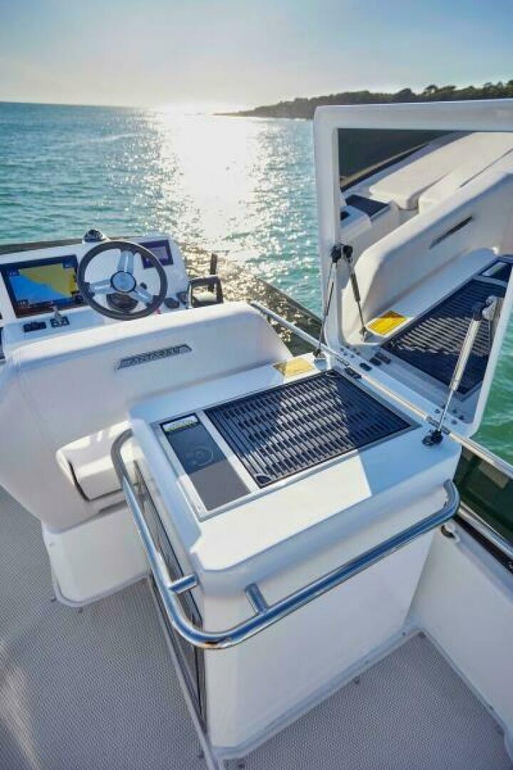 2027 Beneteau Antares 12 Fly