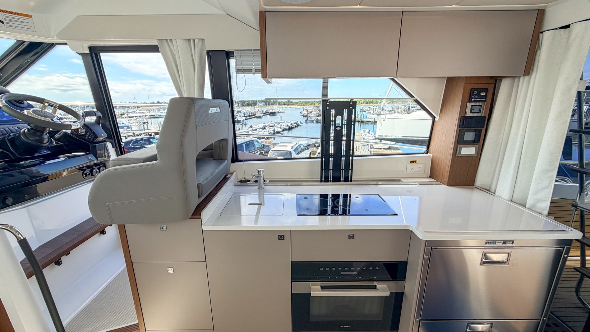 In Stock 42ft Beneteau Yacht For Sale