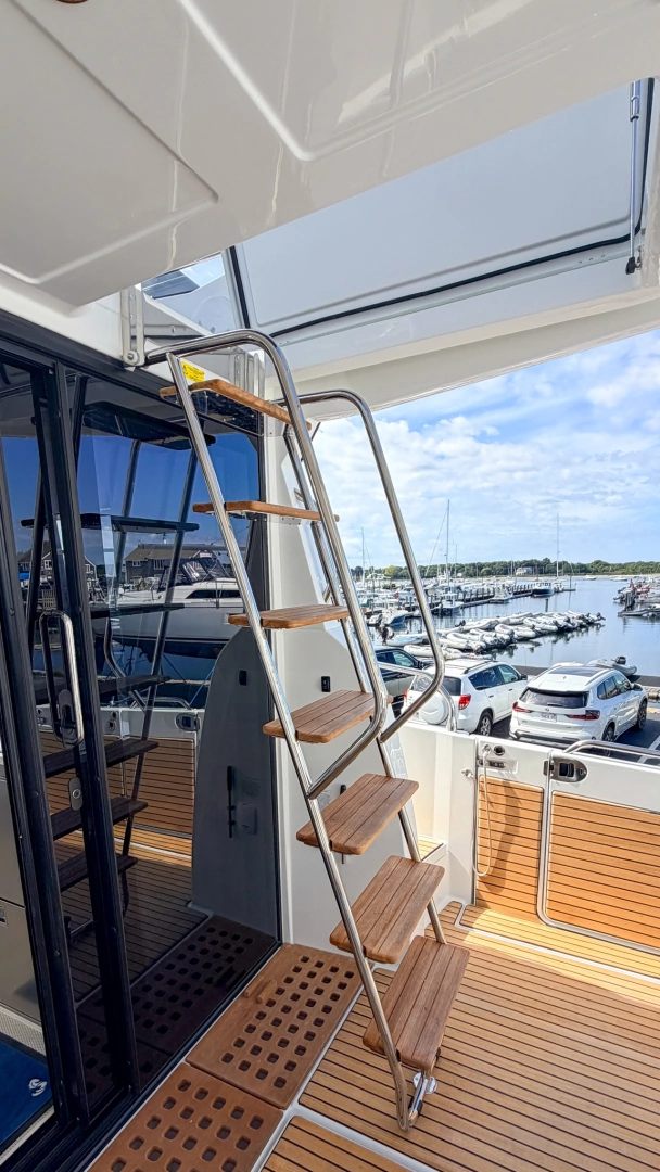 In Stock 42ft Beneteau Yacht For Sale