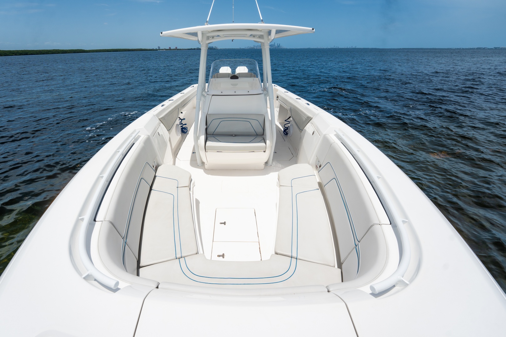 2023 Intrepid 345 Nomad FE