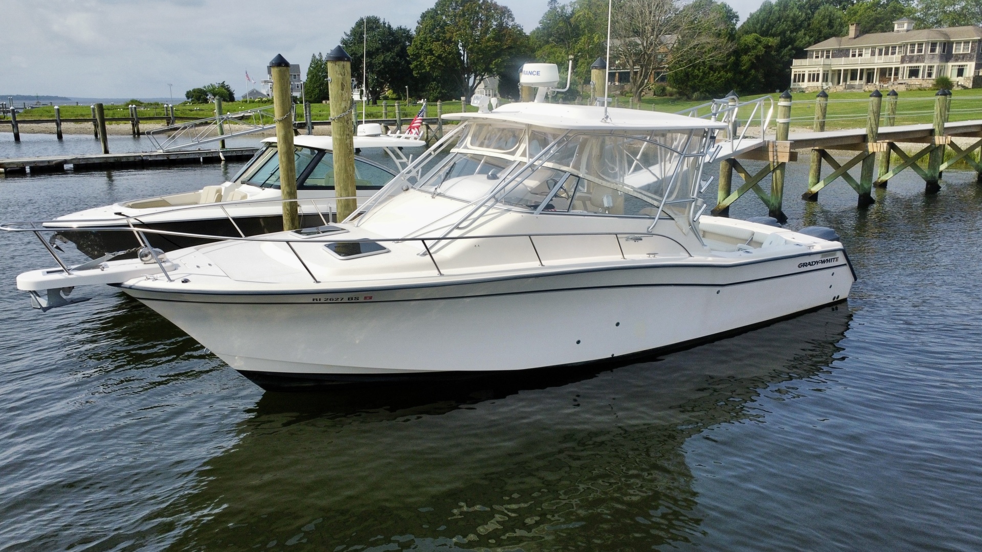 2003 Grady-White Express 330