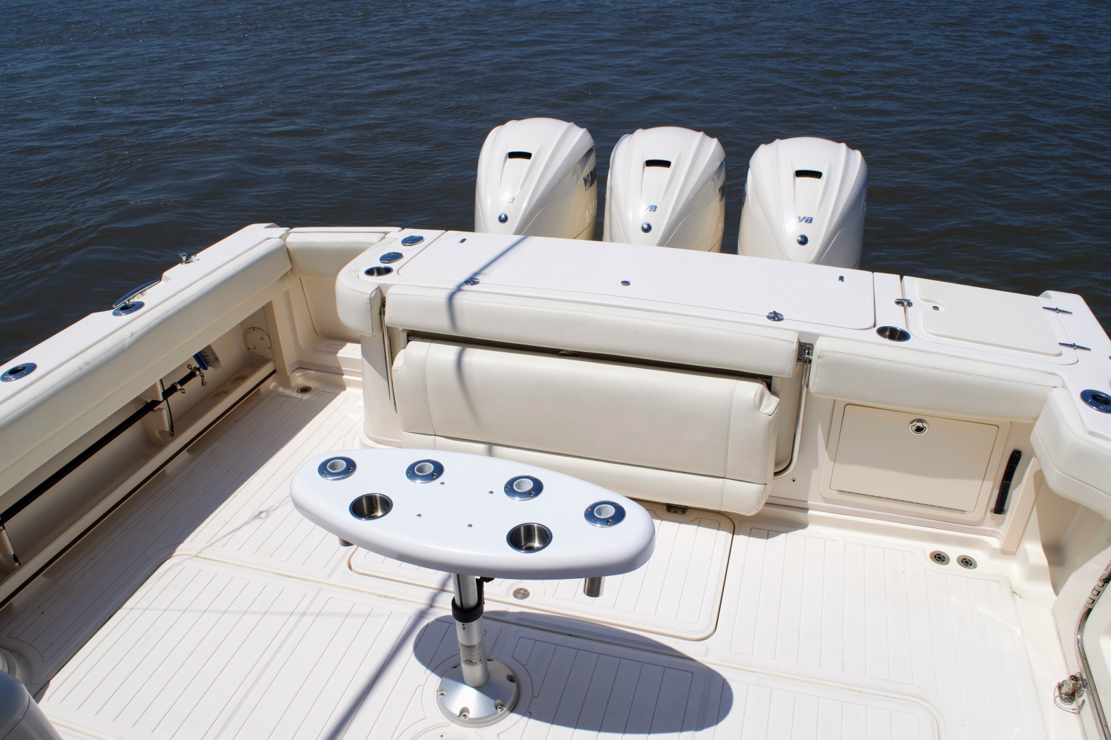 TRIPLE NET 37ft Grady White Yacht For Sale TRIPLE NET 37ft Grady White Yacht For Sale
