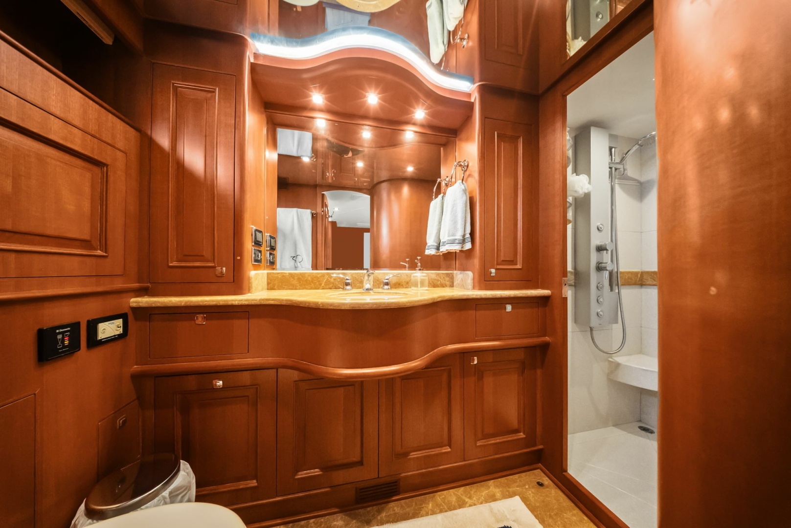 2015 Hampton Endurance 658
