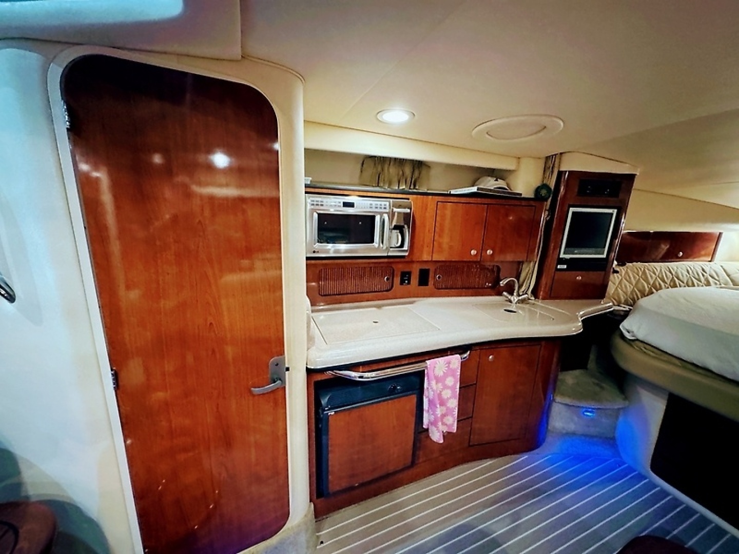 2007 Sea Ray 320 Sundancer