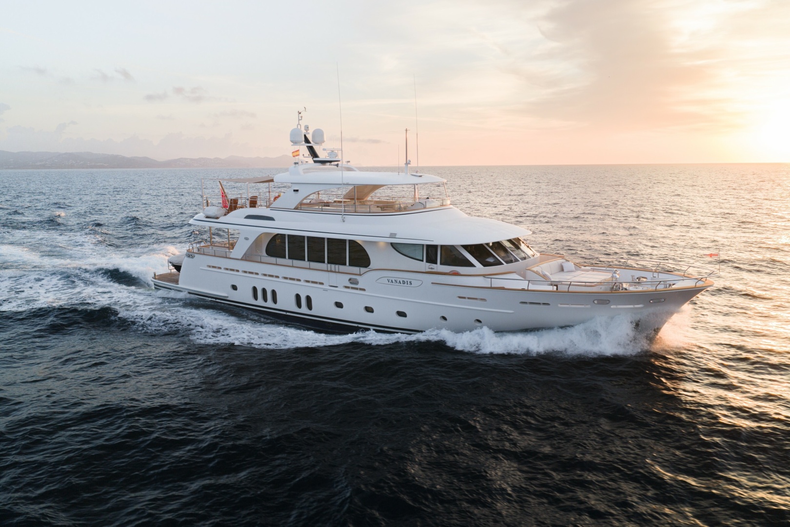 2019 Cerri Cantieri Navali Custom 31 Hybrid