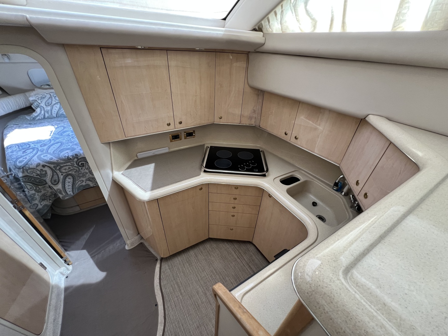 1999 Sea Ray 370 AC