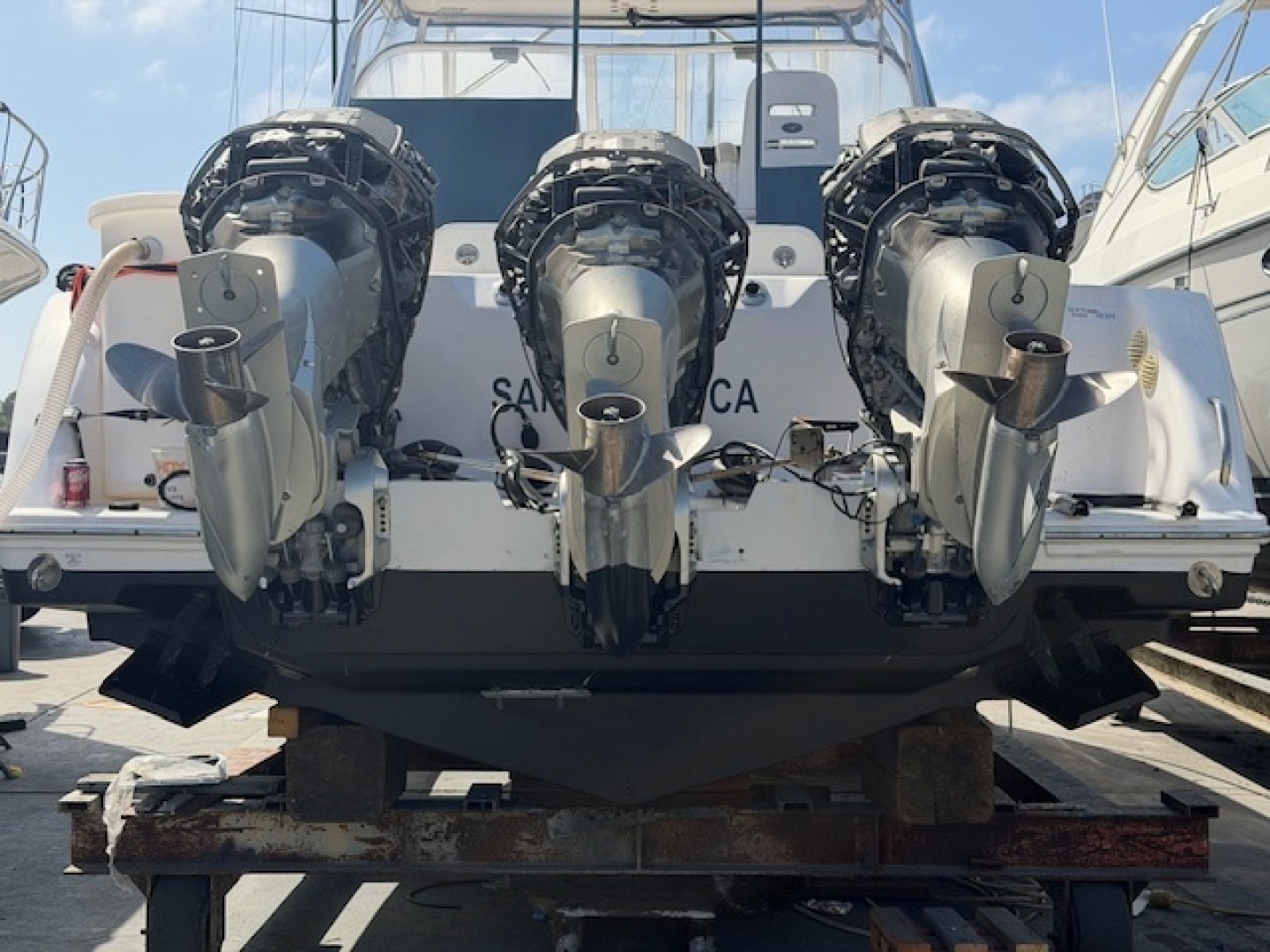 Moroni 35ft Pro Line Yacht For Sale