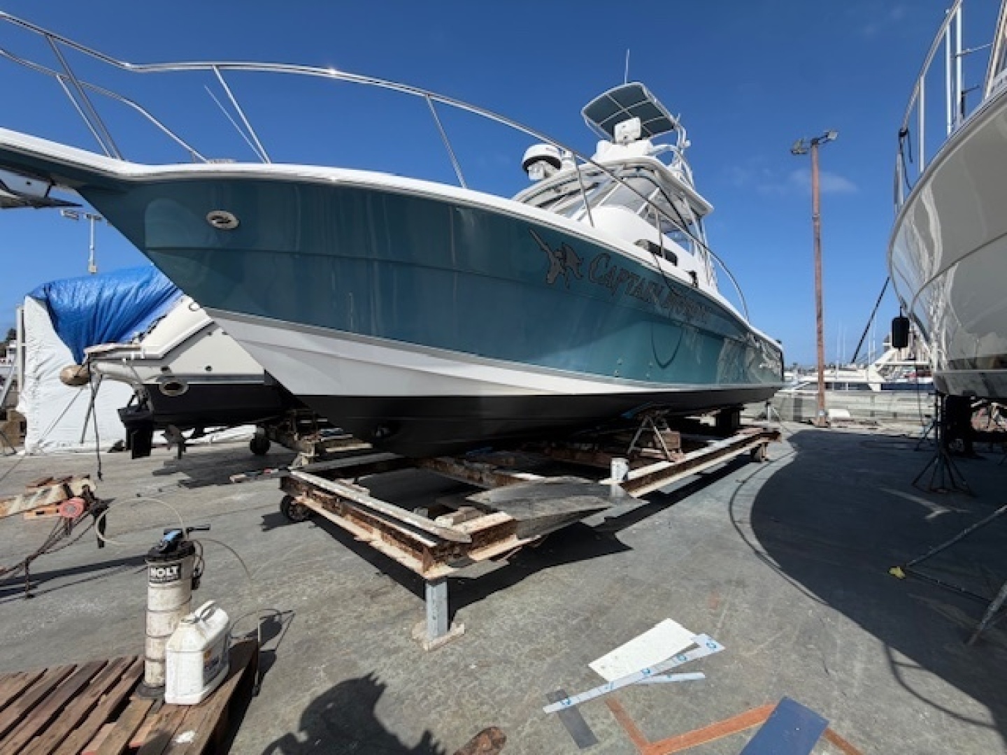 Moroni 35ft Pro Line Yacht For Sale