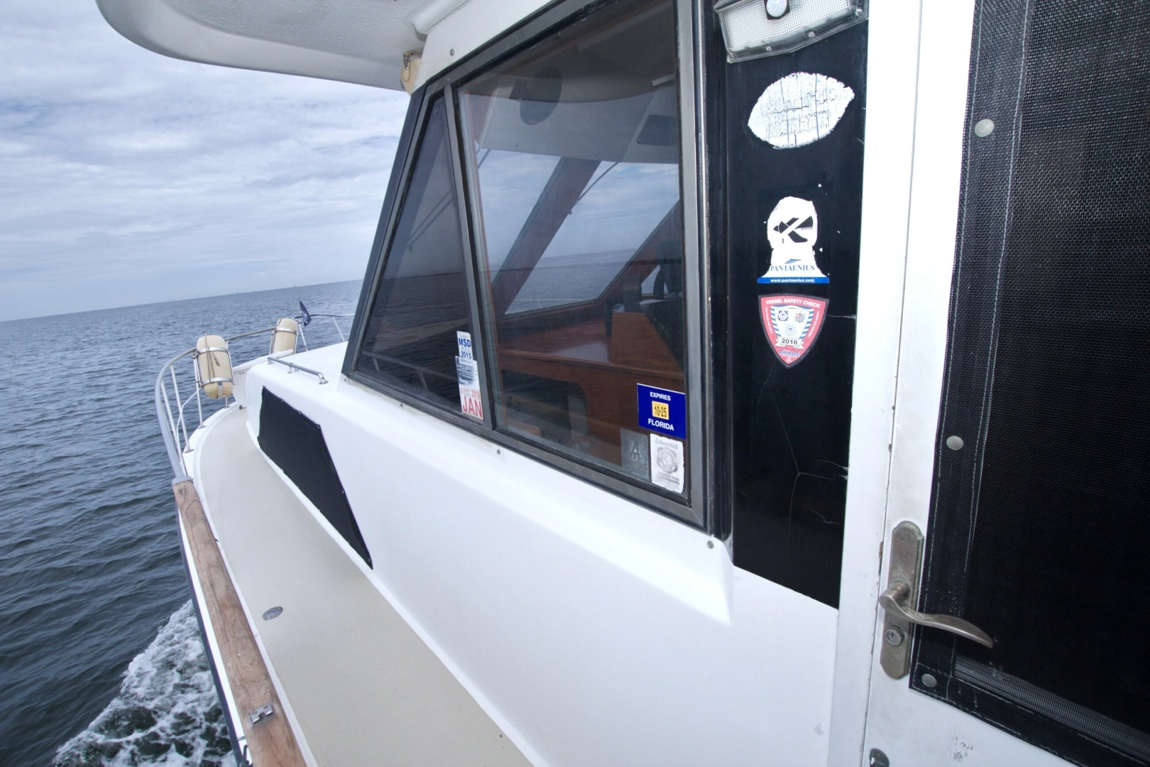 Jefferson Marquessa 56 Extended Deckhouse Yacht For Sale
