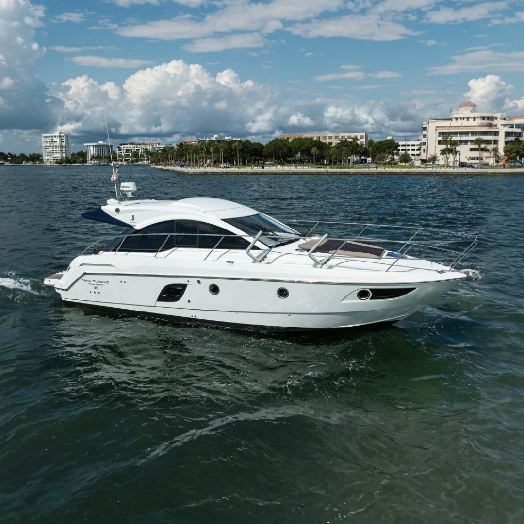 2015 Beneteau Gran Turismo 38