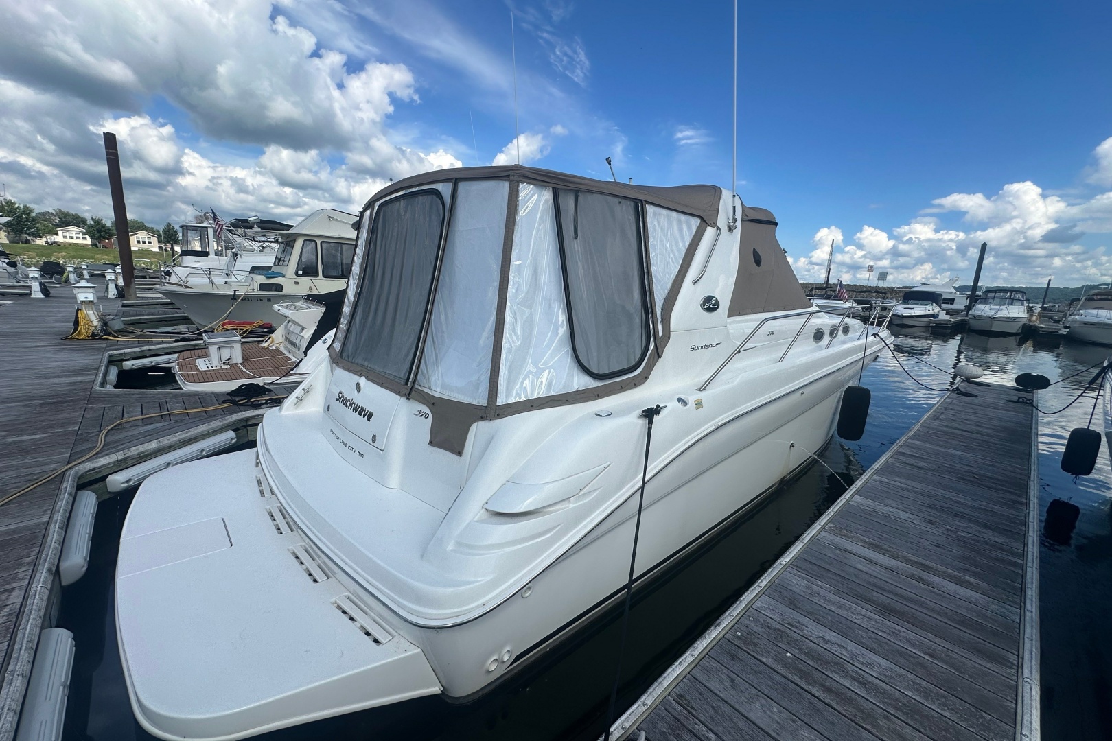 1999 Sea Ray Sundancer 370