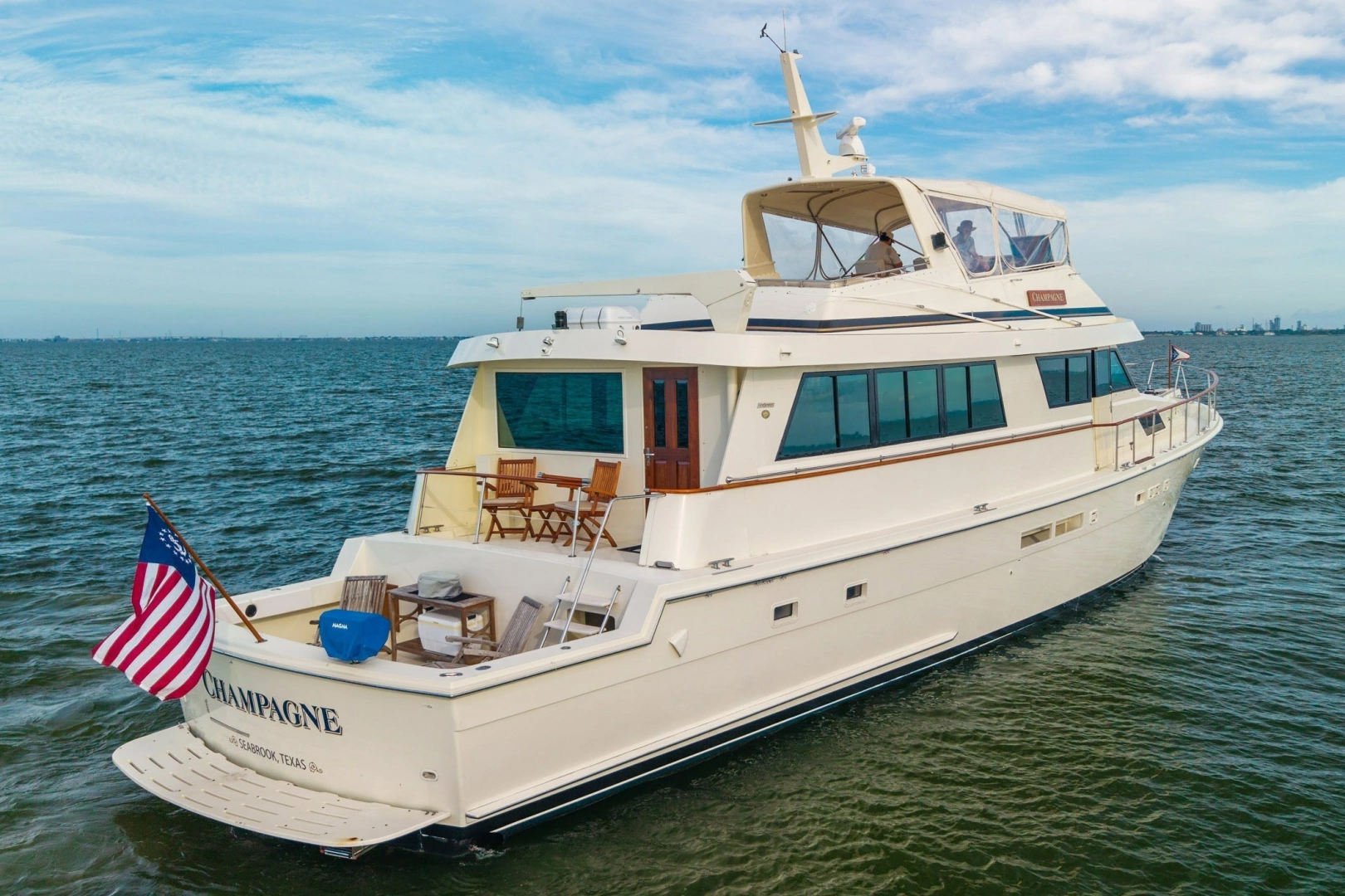 Hatteras 74 Cockpit Motor Yacht Yacht For Sale