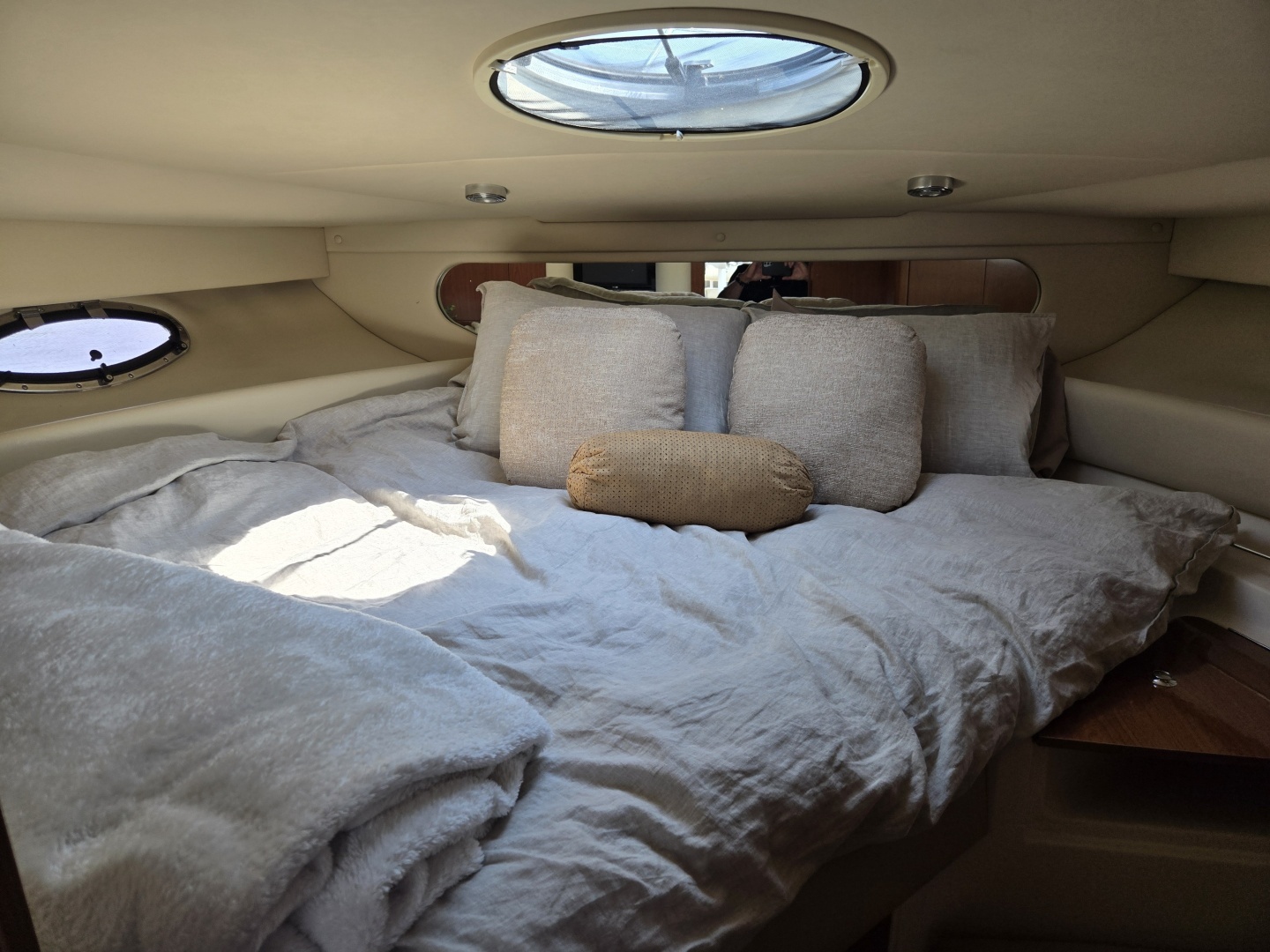 2010 Regal 3760