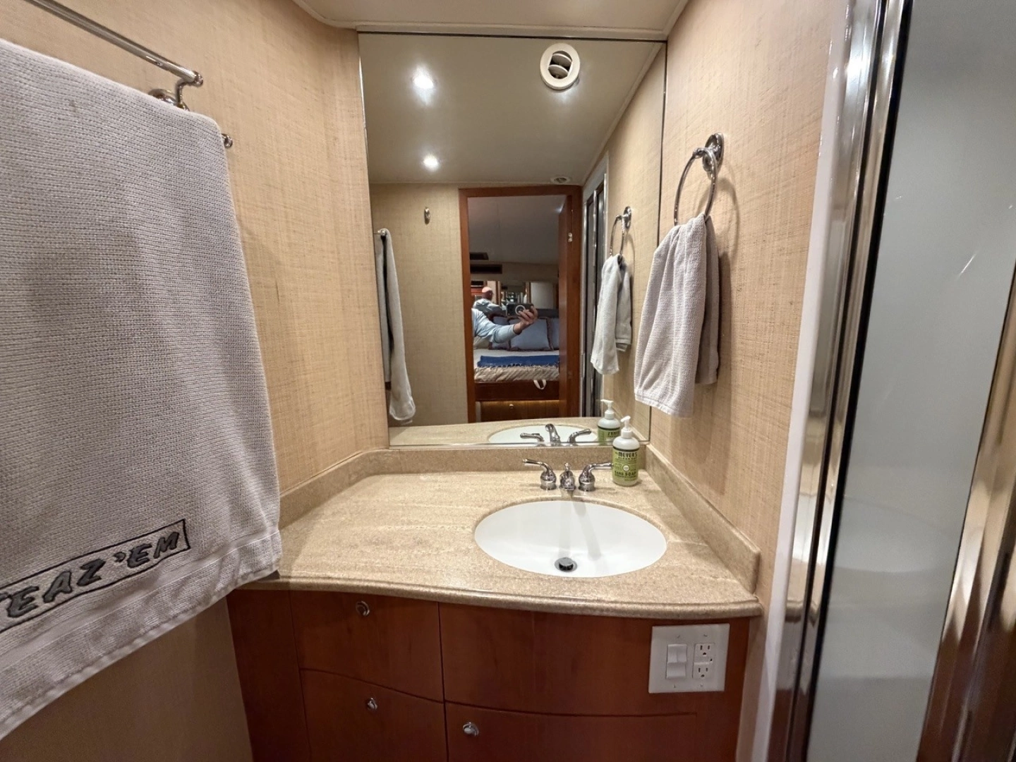 Custom Carolina Hudson Yacht For Sale