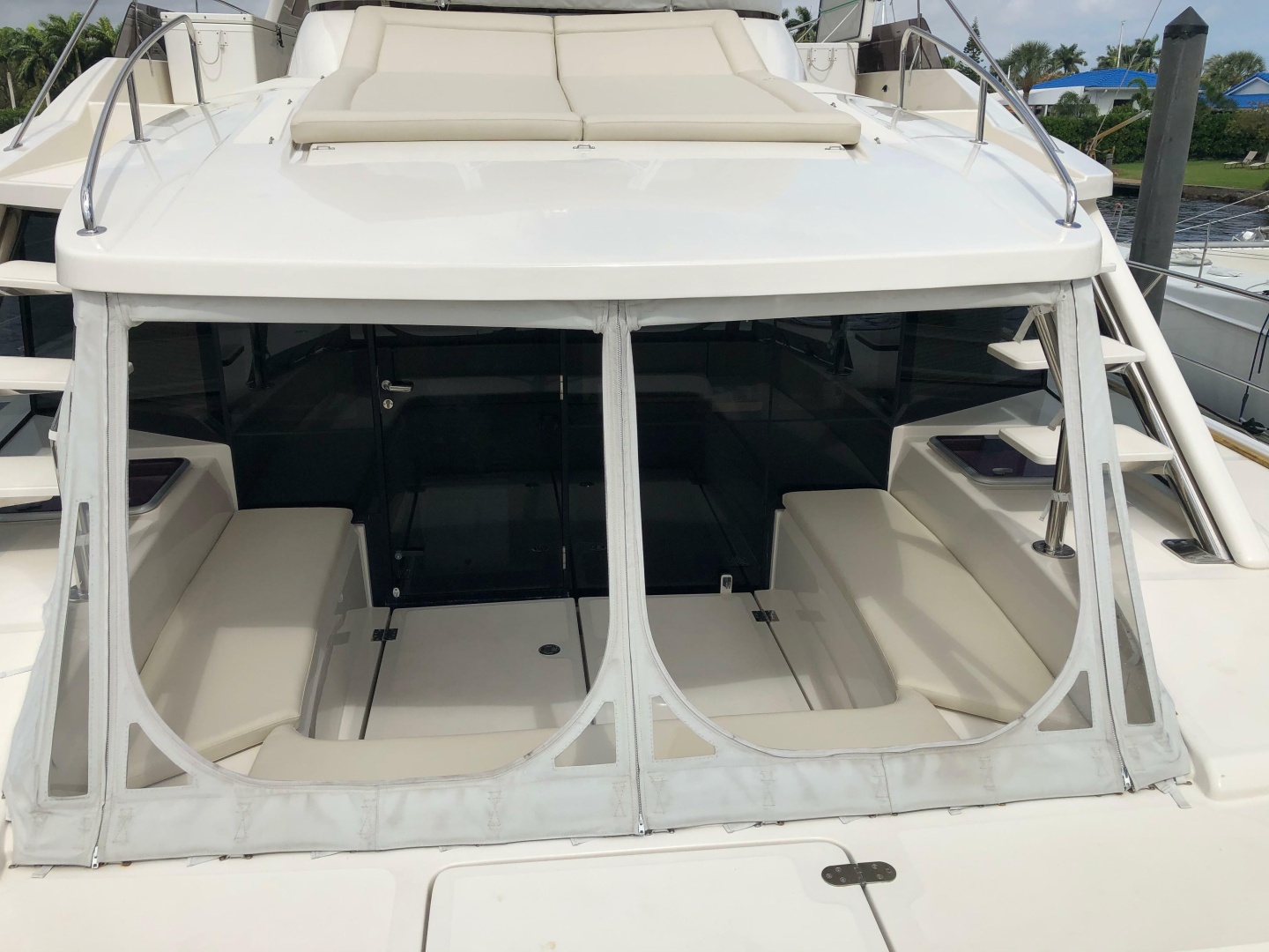 2016 Aquila 48