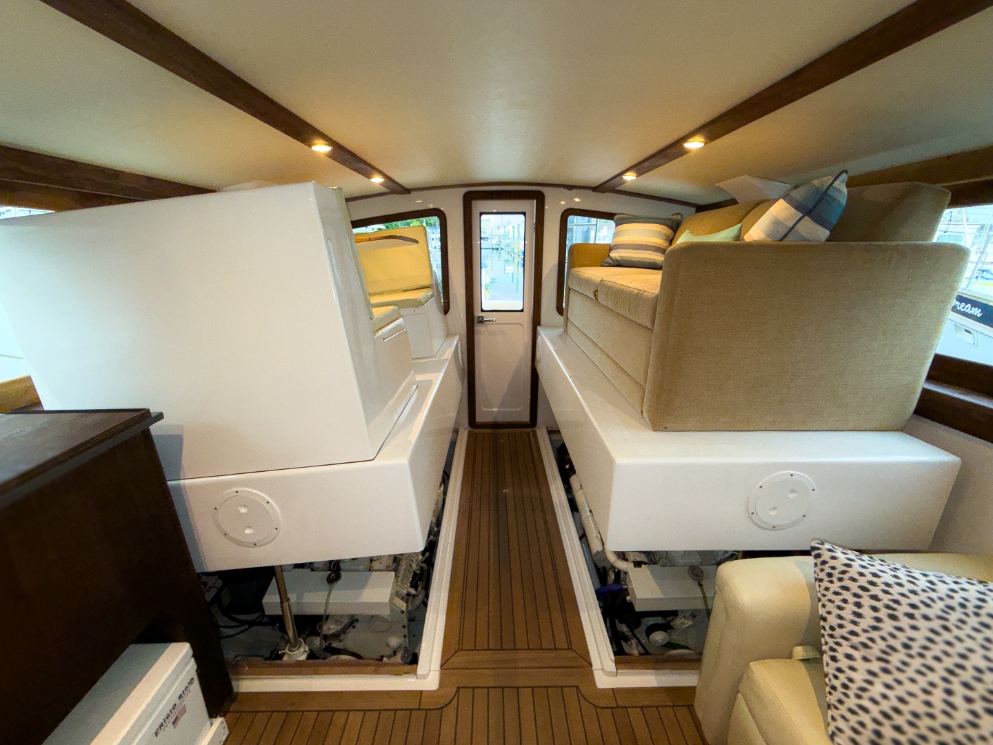Blue Eyed Girl 40ft Whiticar Yacht For Sale Blue Eyed Girl 40ft Whiticar Yacht For Sale