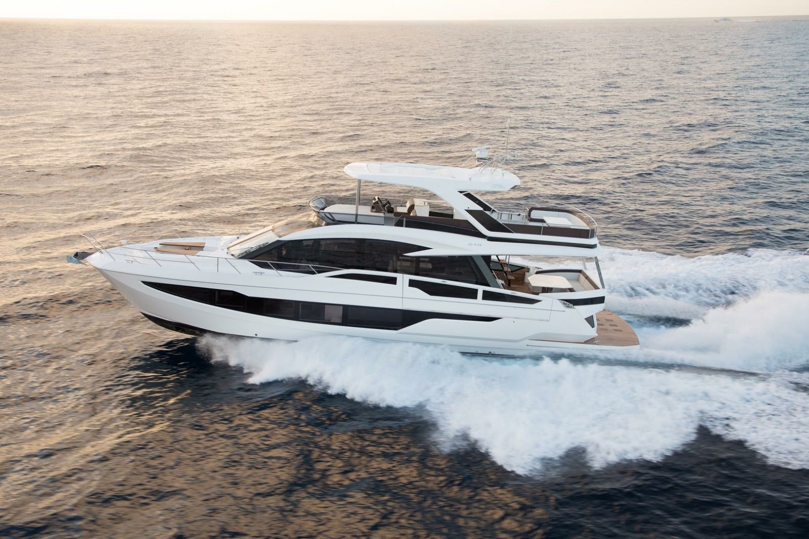2024 Galeon 640 FLY