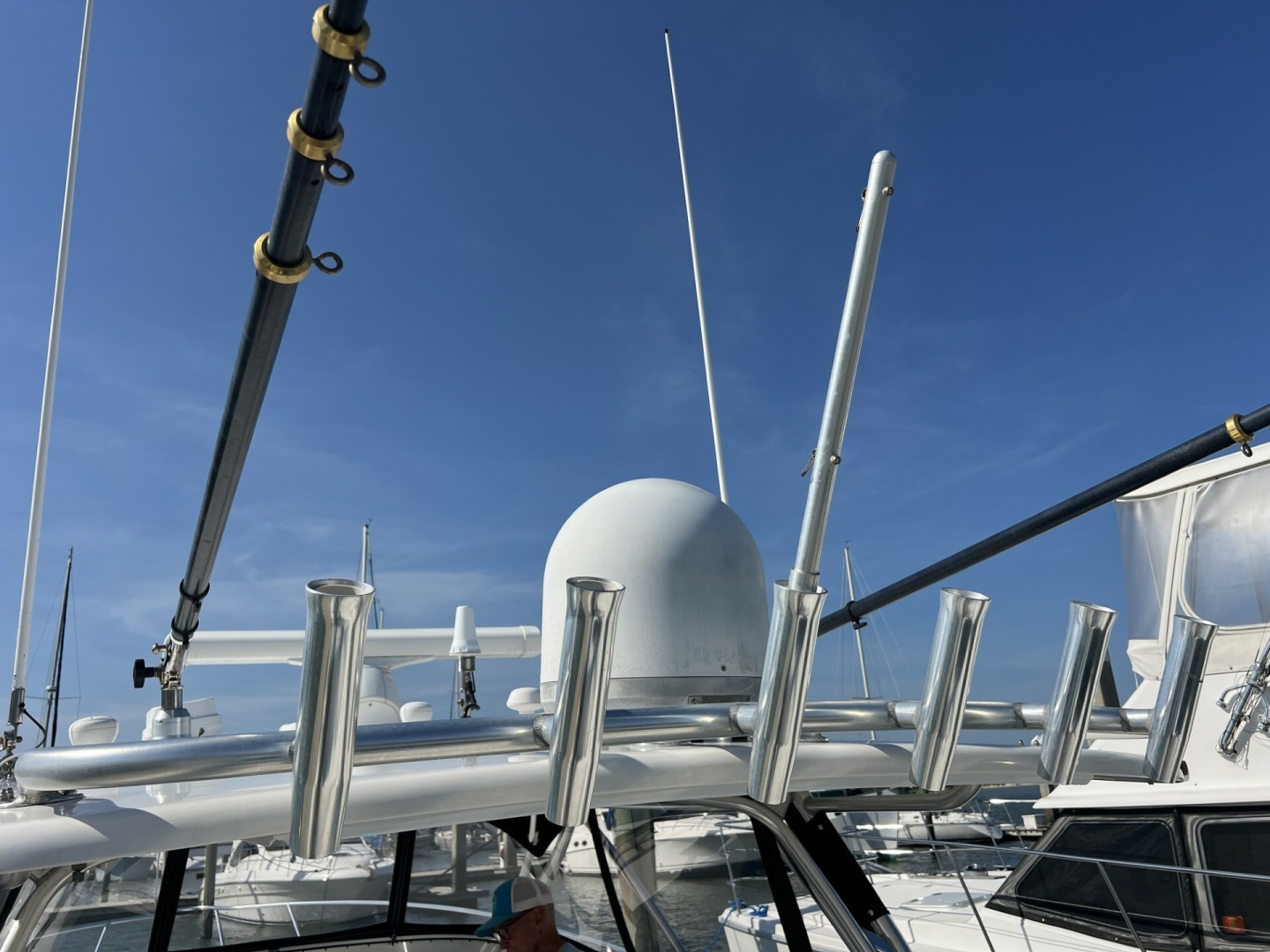 Intrepid 37 FINSURE - Rod Holders, Satellite Dome 