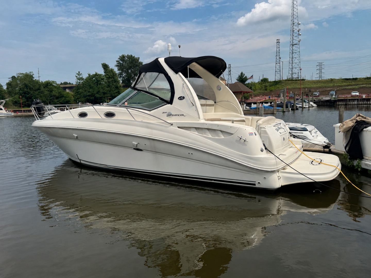 2004 Sea Ray 320 Sundancer