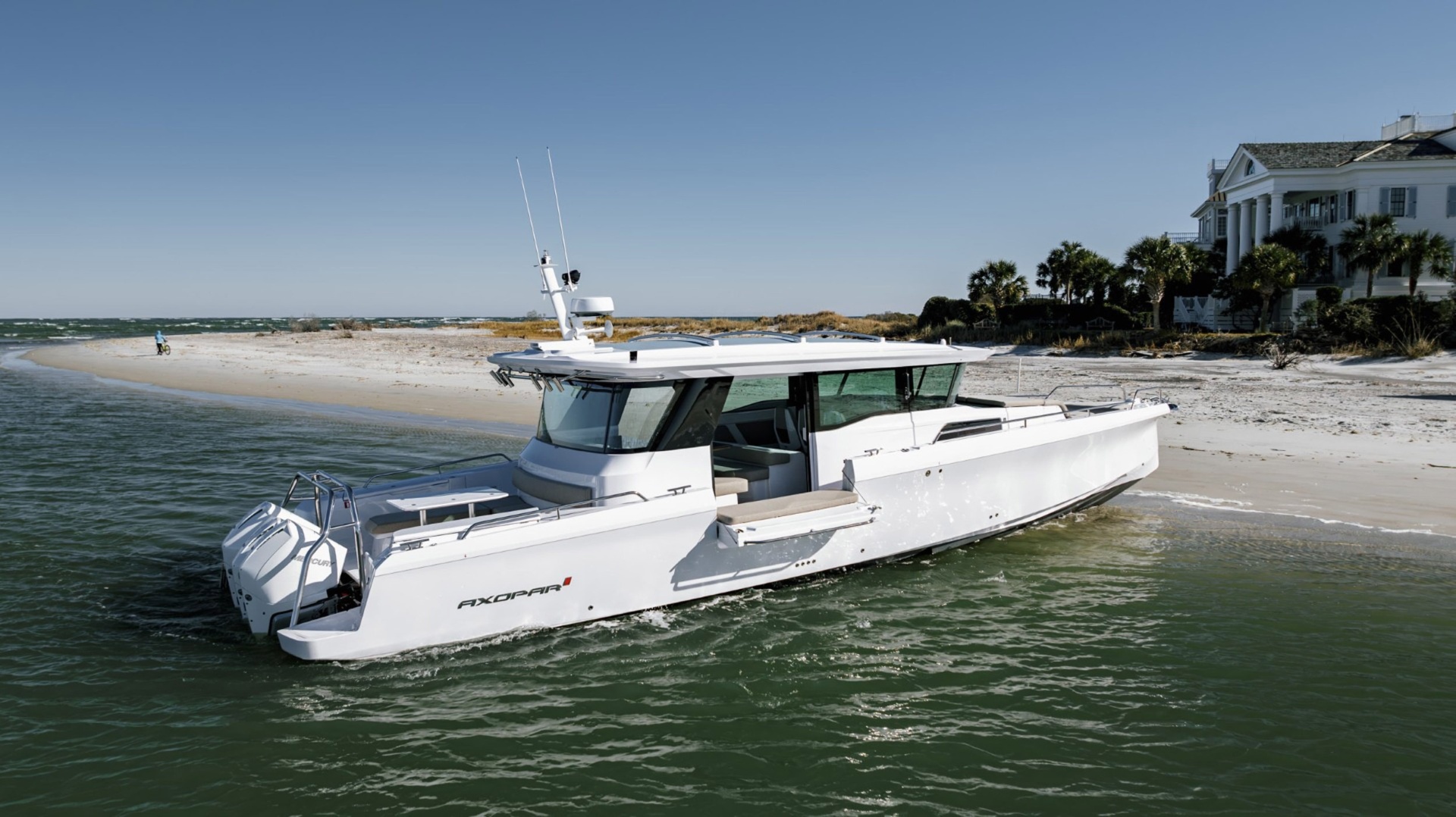 2023 Axopar 45 XC Cross Cabin