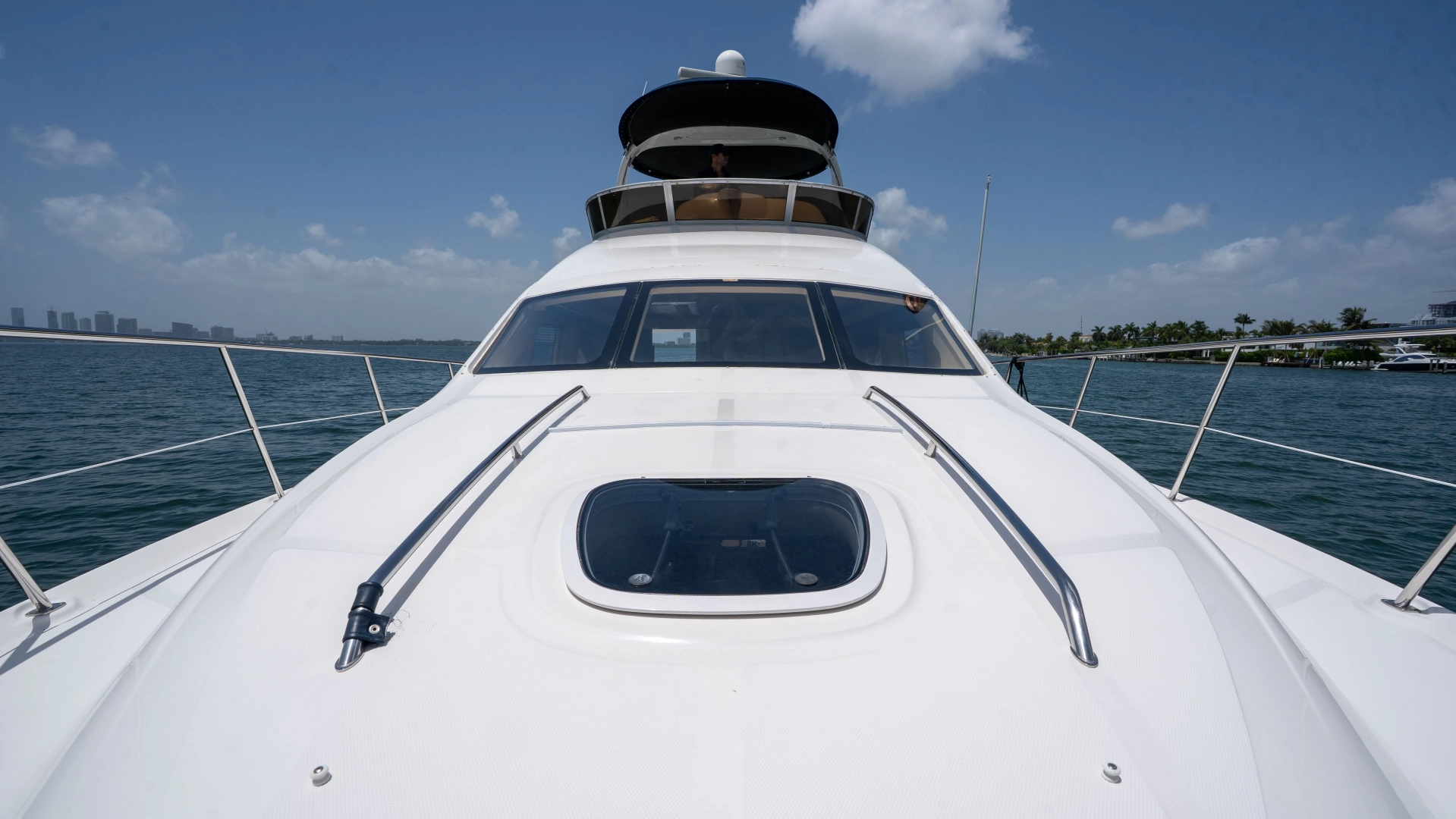 Sea Ray Sedan Bridge Yacht For Sale