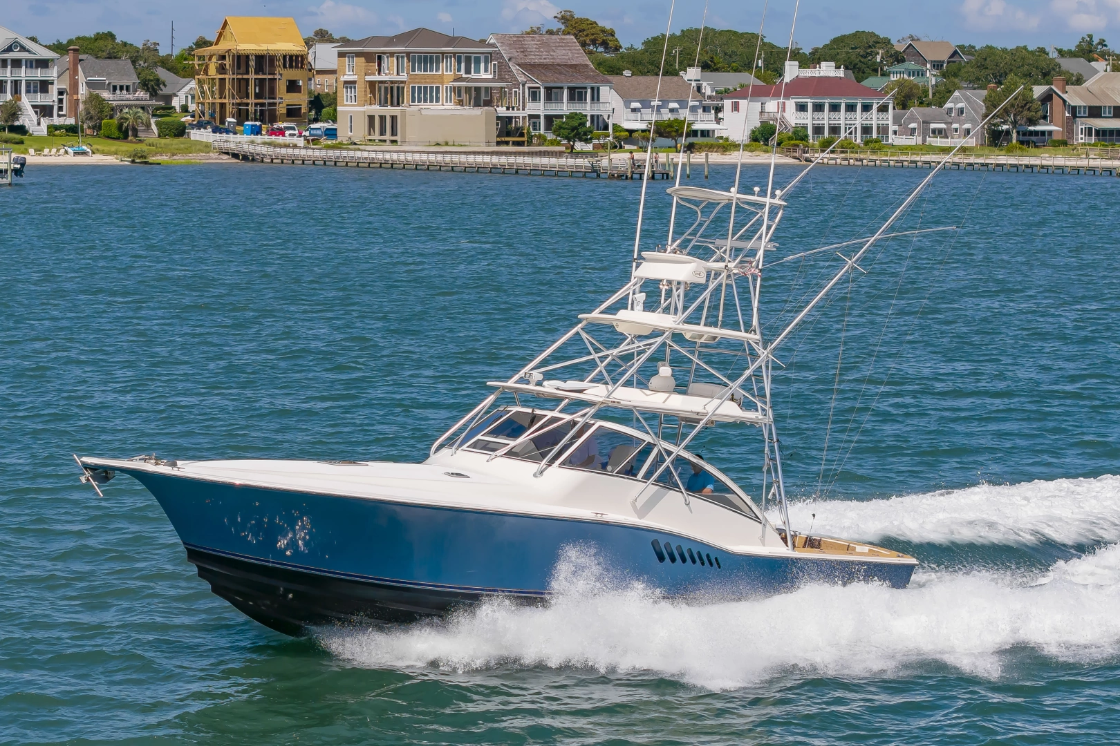 Albemarle 410 Express Yacht For Sale