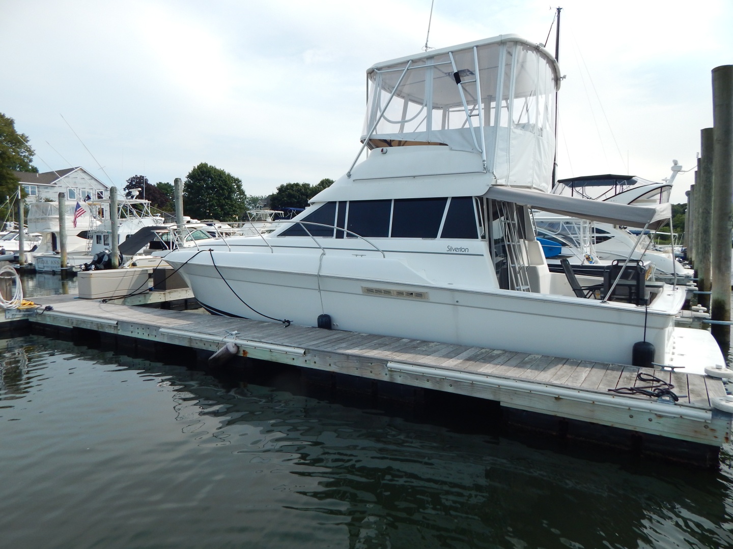 1996 Silverton 37 Convertible
